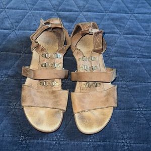Sorel tan sandals.